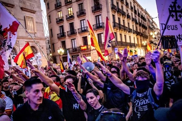 Протестуют против мигрантов