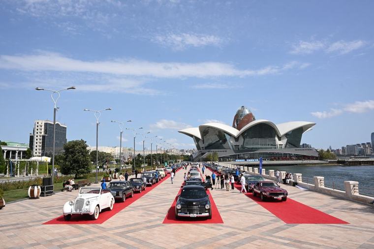 Classic car exhibition held at Baku's Seaside National Park