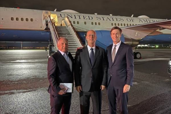 В Москве проводили Уиткоффа и Кушнера