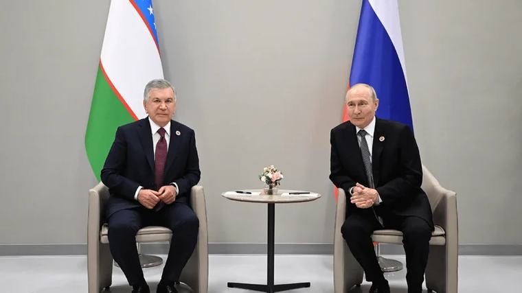 Mirziyoyev Putinlə strateji tərəfdaşlıq məsələlərini müzakirə ediblər
