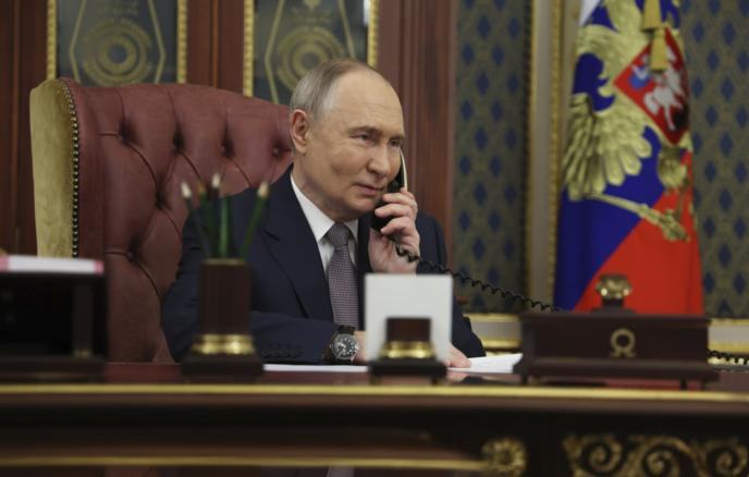 Путин по телефону поздравил Лукашенко с днем рождения