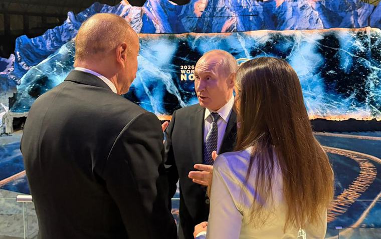 Prezident Putinlə söhbət etdi - FOTO
