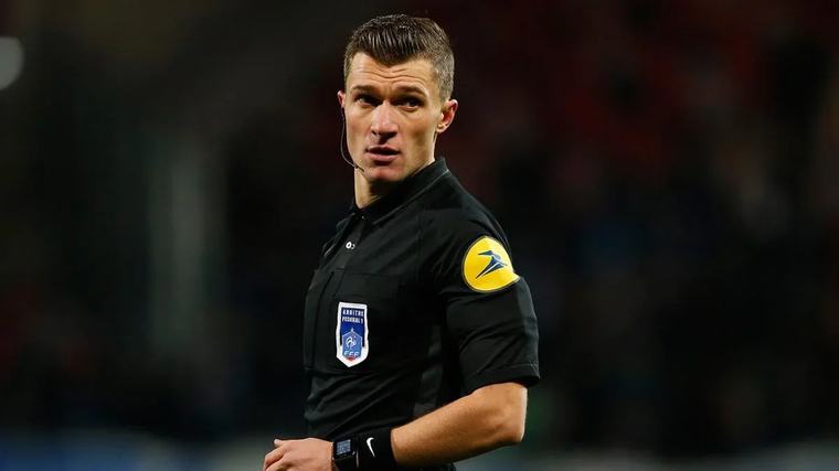 Fransalı FIFA referisi Villi Delajo cari mövsüm ikinci dəfə "Sabah"ın oyununa təyinat alıb