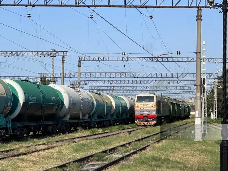 Азербайджан отправил в Армению очередную партию нефтепродуктов