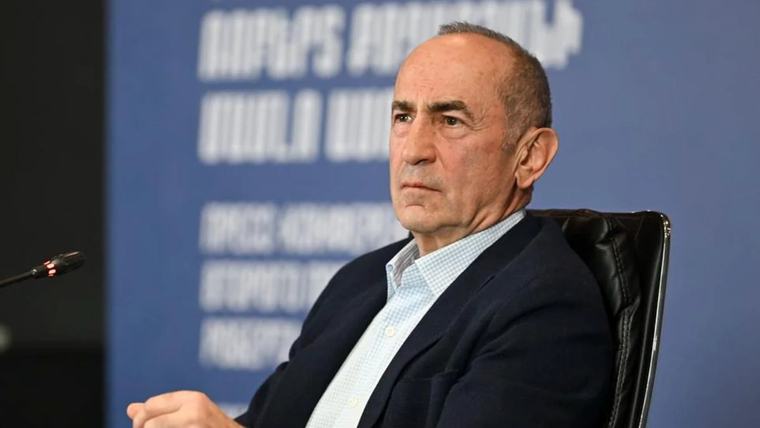 Состояние экс-президента Армении Кочаряна ухудшилось, его доставили в больницу