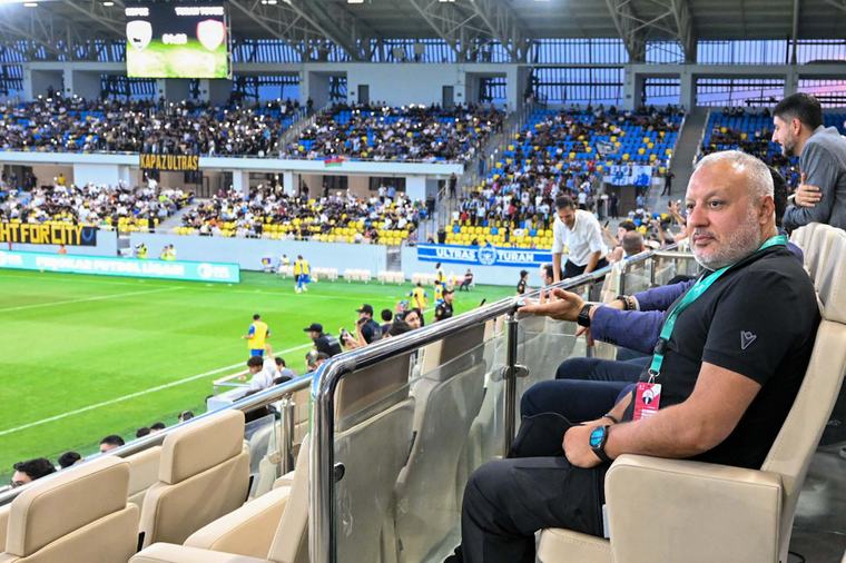 Yenilənmiş Gəncə stadionuna “göz qırpan” BÖHRAN!