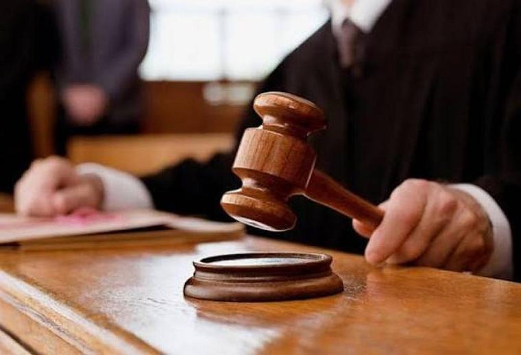"Atam MİDA-da işləyir" yalanı ilə dələduzluq edən taksi sürücüsü CƏZALANDIRILDI