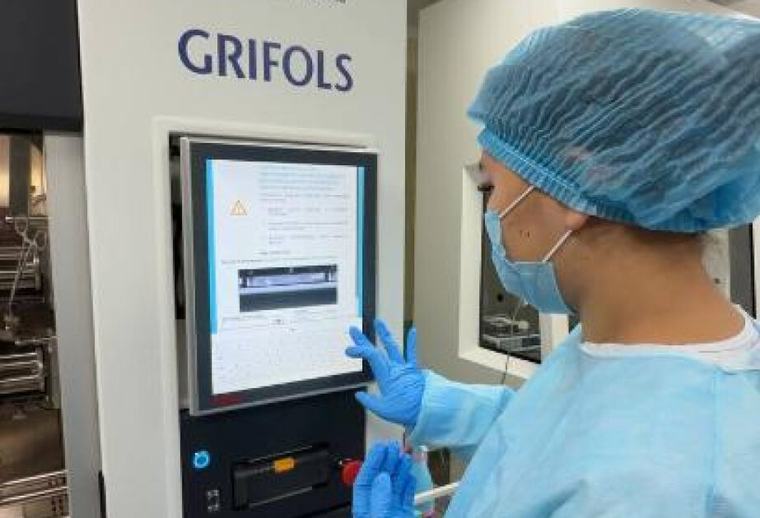 Onkoloji xəstələr üçün robotlaşdırılmış aptek kompleksi