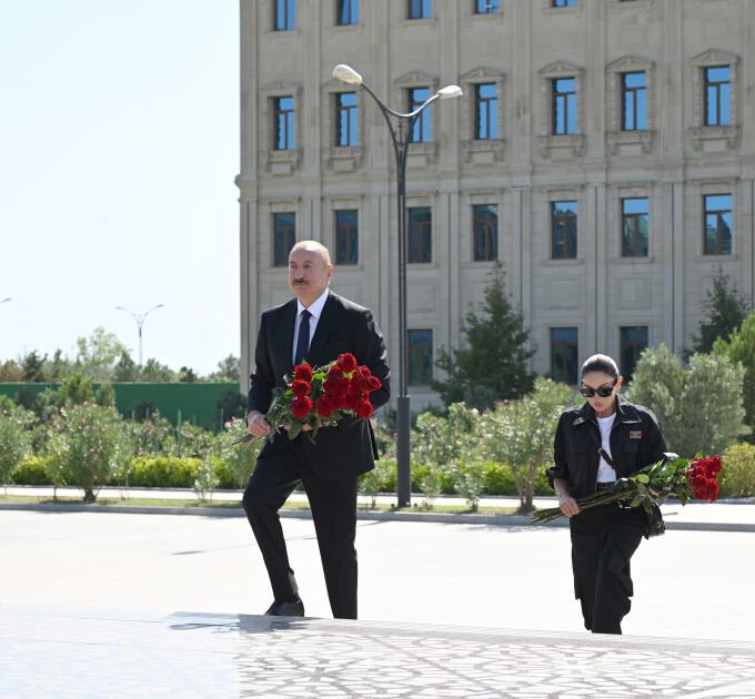 Prezident İlham Əliyev və Birinci xanım Mehriban Əliyeva Hərbi Dəniz Qüvvələrində olublar