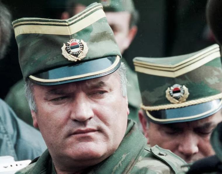 В Гааге умер «боснийский мясник» Ратко Младич