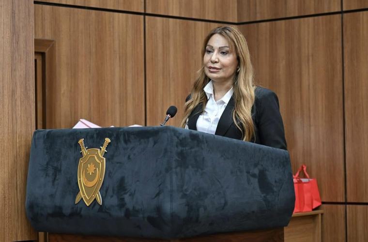 “Vəkilin vaxtına kim hörmət etməlidir?”