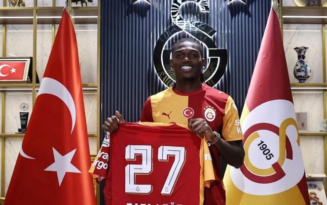 "Qalatasaray" "Milan"ın futbolçusunu transfer etdi