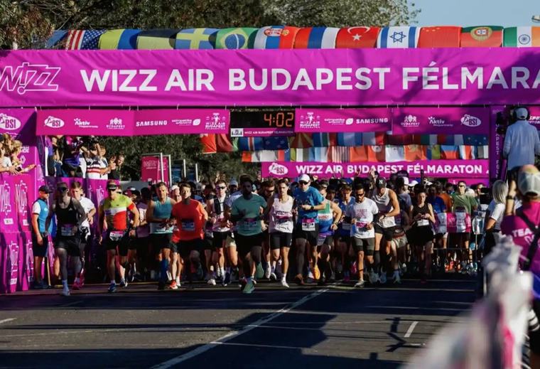 07 Sentyabr, 12:25 Budapeşt yarımmarafonunda rekord sayda atlet iştirak edib