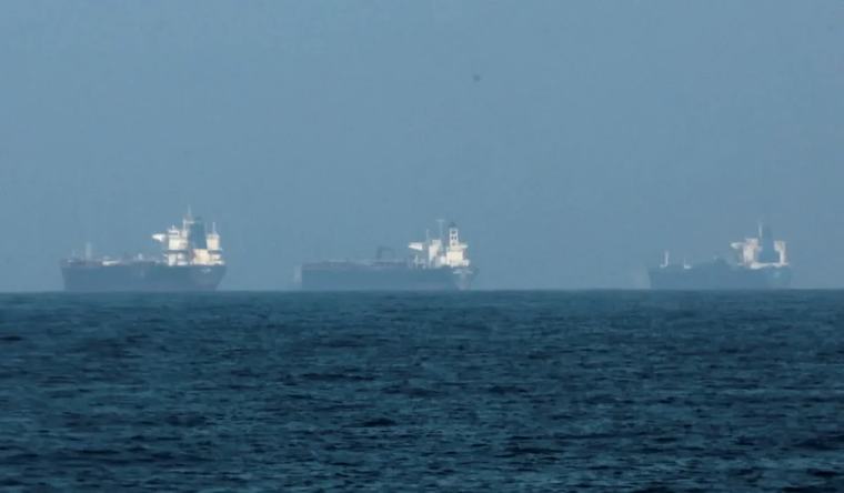 ABŞ-İran qarşıdurması: 20-yə yaxın tanker Şri-Lanka sahillərinə sığındı