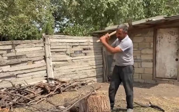Heç vaxt qazı olmayan kənd - “Bir inəyini verəsən ki, odun alasan”